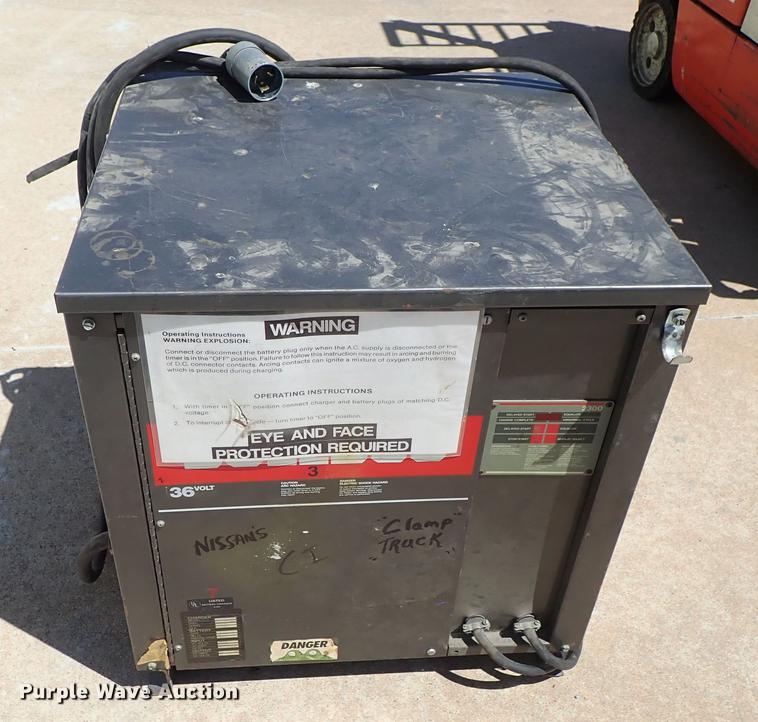 image for item FH9769 Nissan CWD02125S forklift