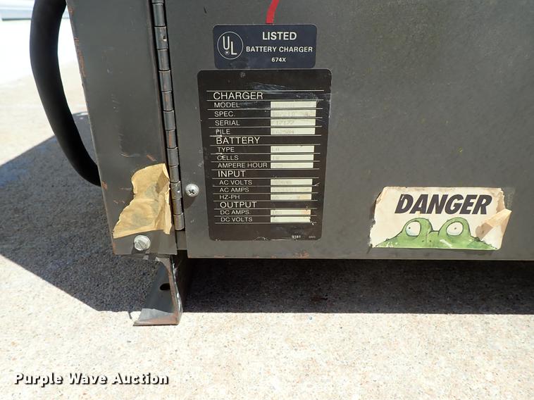 image for item FH9769 Nissan CWD02125S forklift