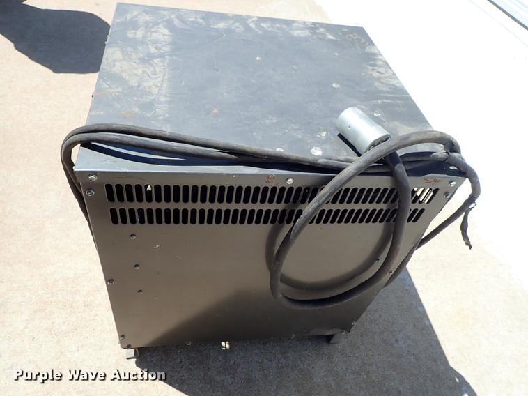 image for item FH9769 Nissan CWD02125S forklift