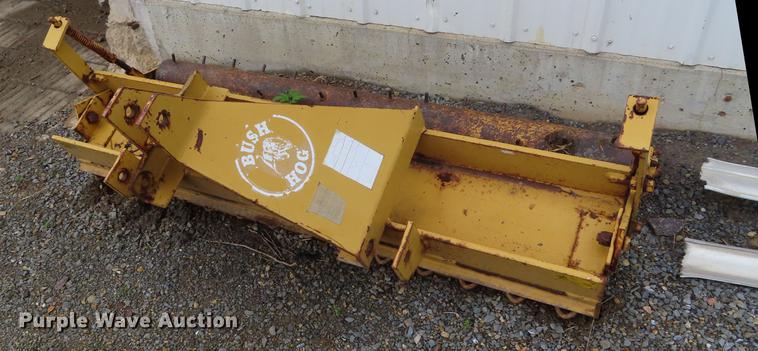 image for item FJ9045 Bush Hog PV-600 pulverizer