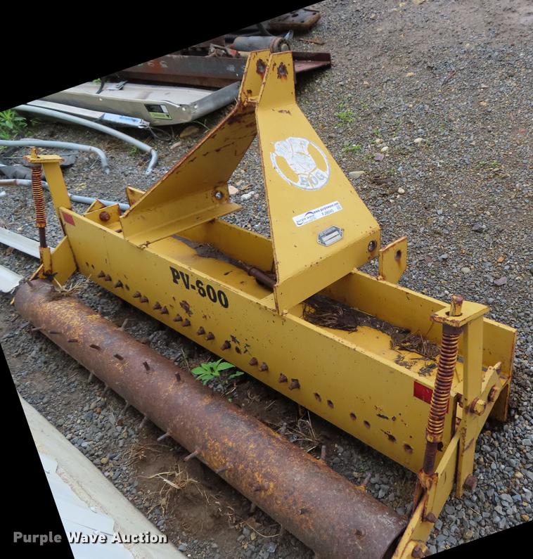 image for item FJ9045 Bush Hog PV-600 pulverizer