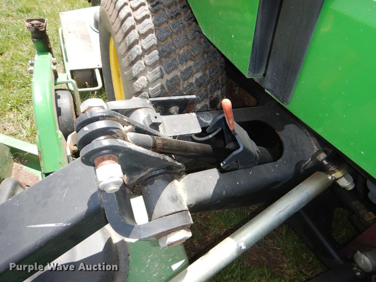 image for item FK9241 2003 John Deere 1600 lawn mower