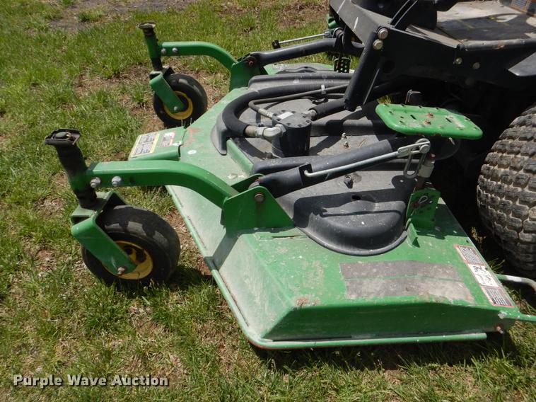 image for item FK9241 2003 John Deere 1600 lawn mower