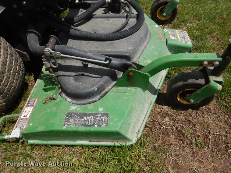 image for item FK9241 2003 John Deere 1600 lawn mower