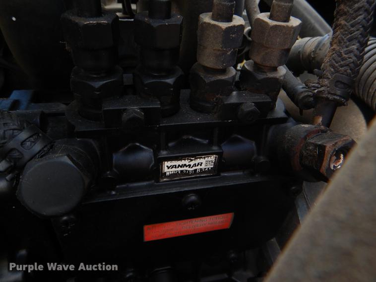 image for item FK9241 2003 John Deere 1600 lawn mower