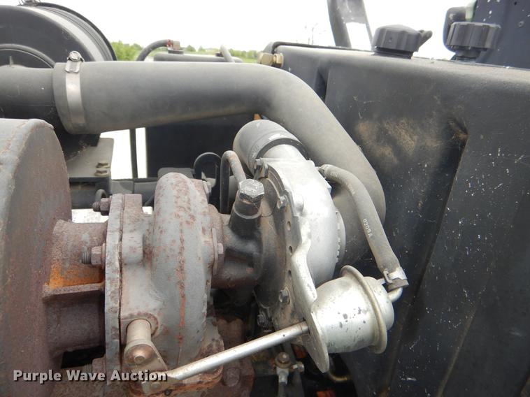 image for item FK9241 2003 John Deere 1600 lawn mower