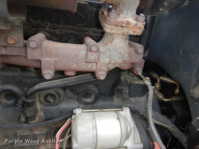 image for item FK9241 2003 John Deere 1600 lawn mower