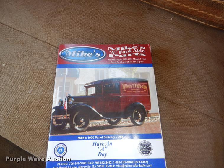 image for item FK9243 1928 Ford A Leatherback four door sedan