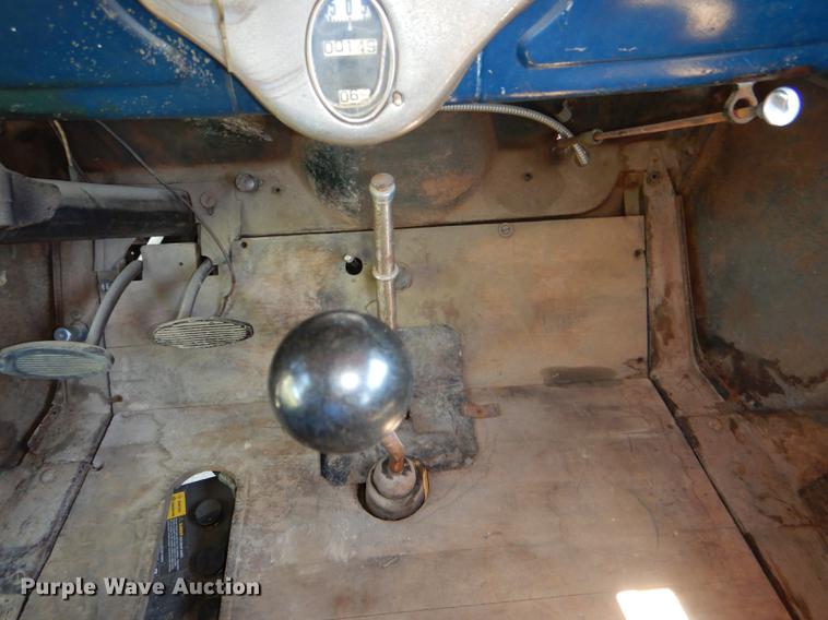 image for item FK9243 1928 Ford A Leatherback four door sedan