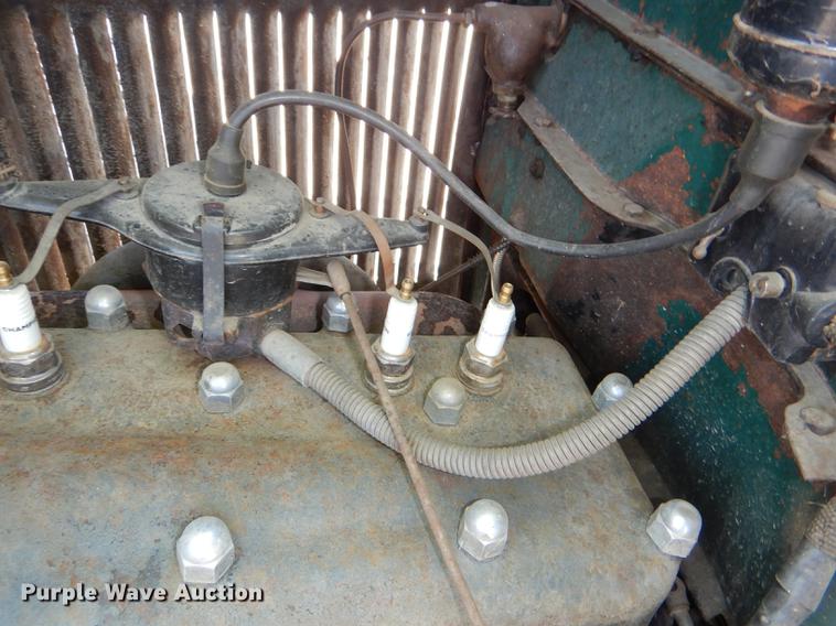 image for item FK9243 1928 Ford A Leatherback four door sedan