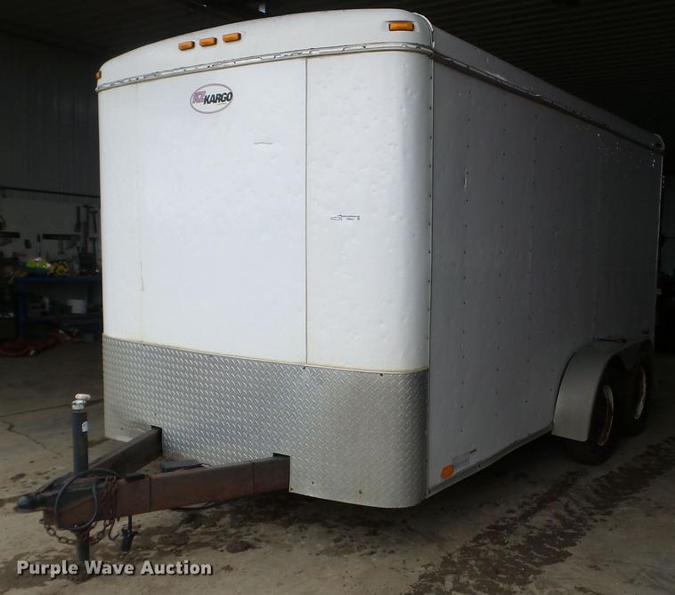 image for item FM9321 2004 TNT enclosed cargo trailer