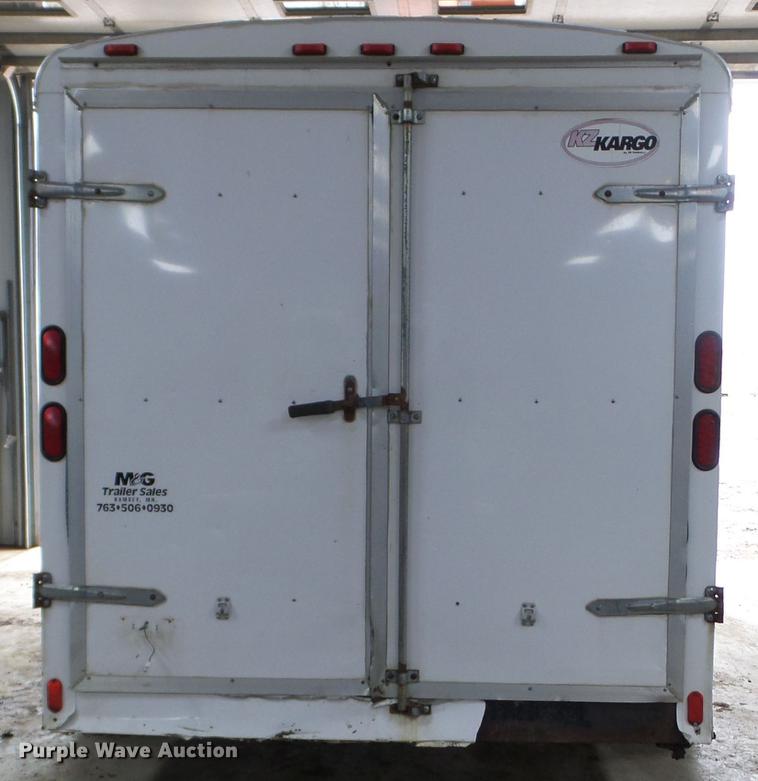 image for item FM9321 2004 TNT enclosed cargo trailer