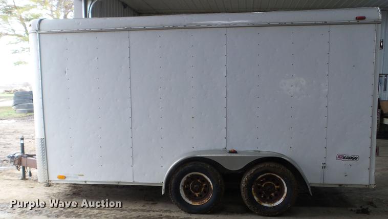 image for item FM9321 2004 TNT enclosed cargo trailer