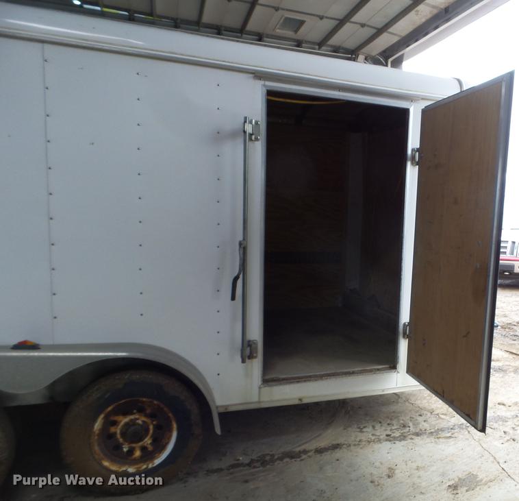 image for item FM9321 2004 TNT enclosed cargo trailer