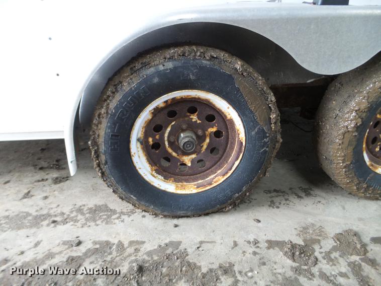 image for item FM9321 2004 TNT enclosed cargo trailer