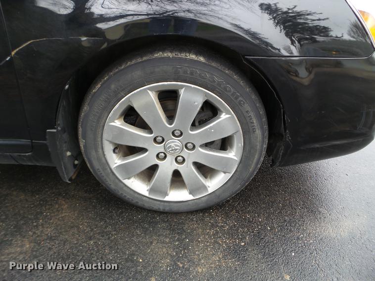 image for item FM9324 2005 Toyota Avalon