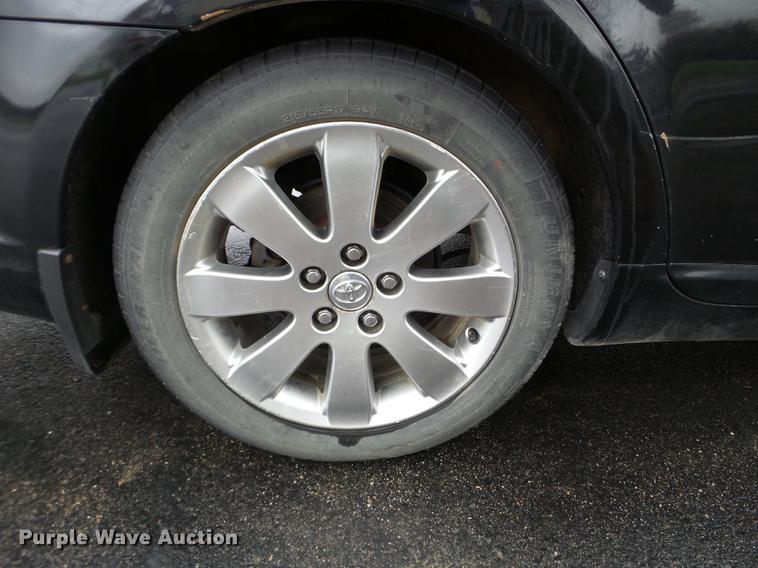 image for item FM9324 2005 Toyota Avalon