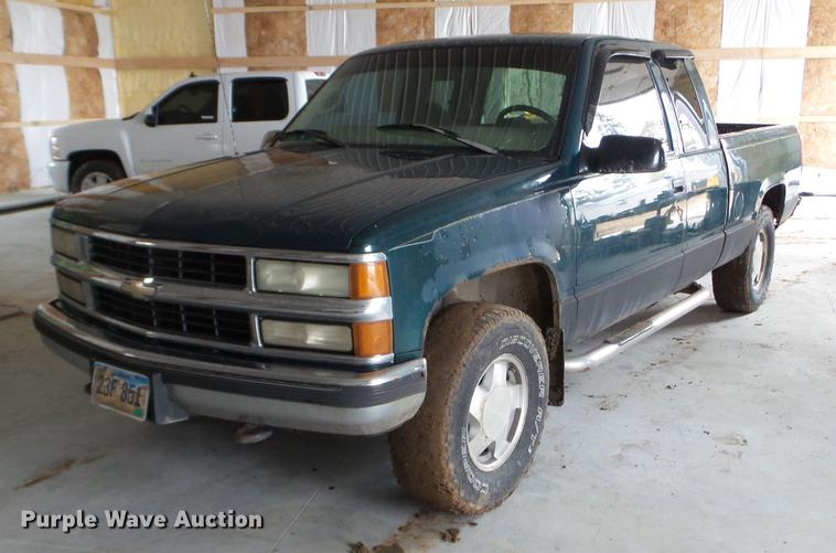 image for item FM9328 1997 Chevrolet K1500 pickup truck