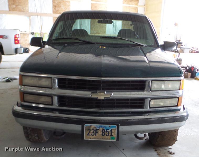 image for item FM9328 1997 Chevrolet K1500 pickup truck