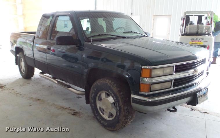 image for item FM9328 1997 Chevrolet K1500 pickup truck