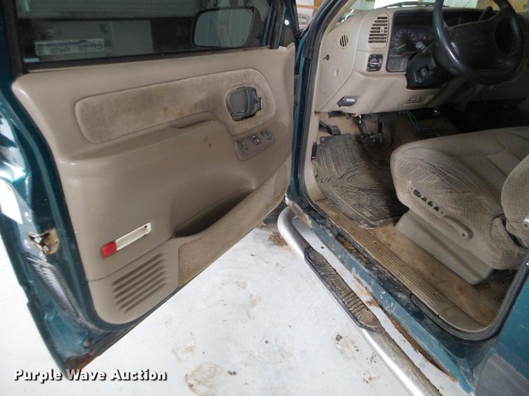 image for item FM9328 1997 Chevrolet K1500 pickup truck