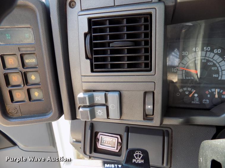 image for item DB9672 1995 Chevrolet Kodiak crane truck