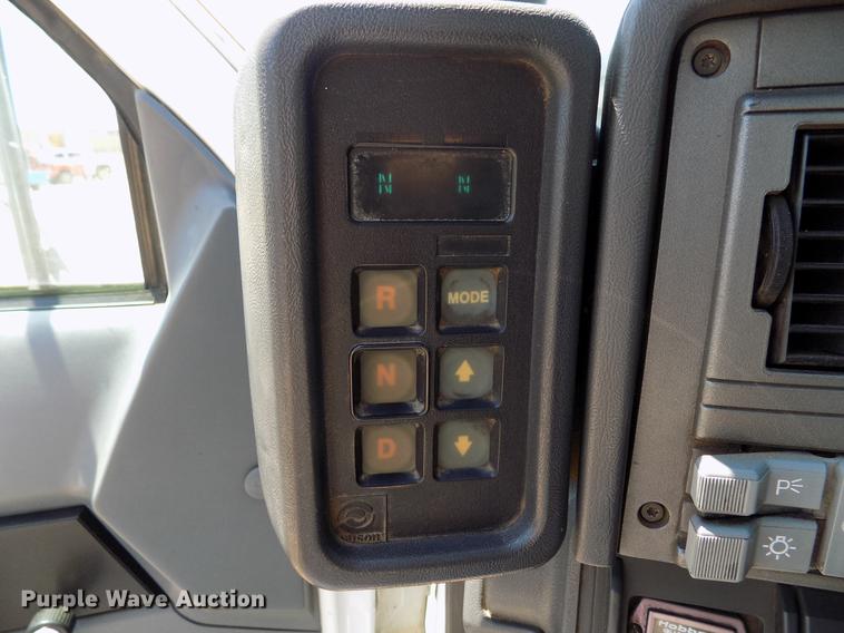 image for item DB9672 1995 Chevrolet Kodiak crane truck