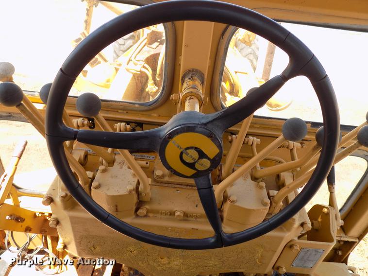 image for item DB9673 1967 Caterpillar 12F rigid frame motor grader