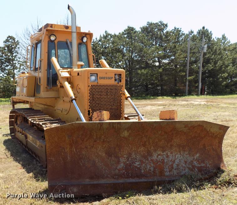 image for item DB9674 Dresser TD12C dozer
