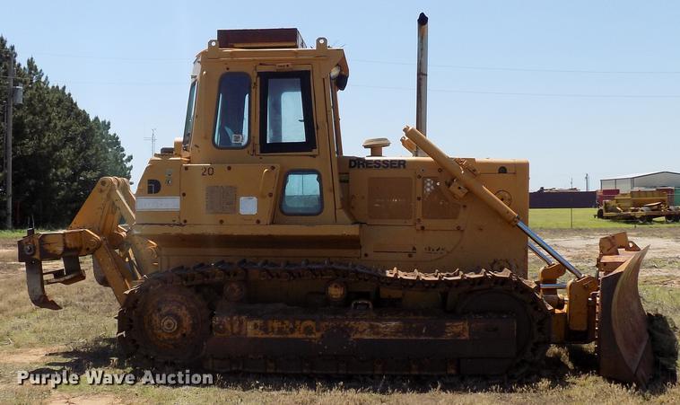 image for item DB9674 Dresser TD12C dozer