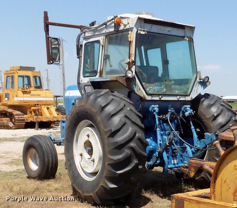 image for item DB9675 Ford 9000 tractor