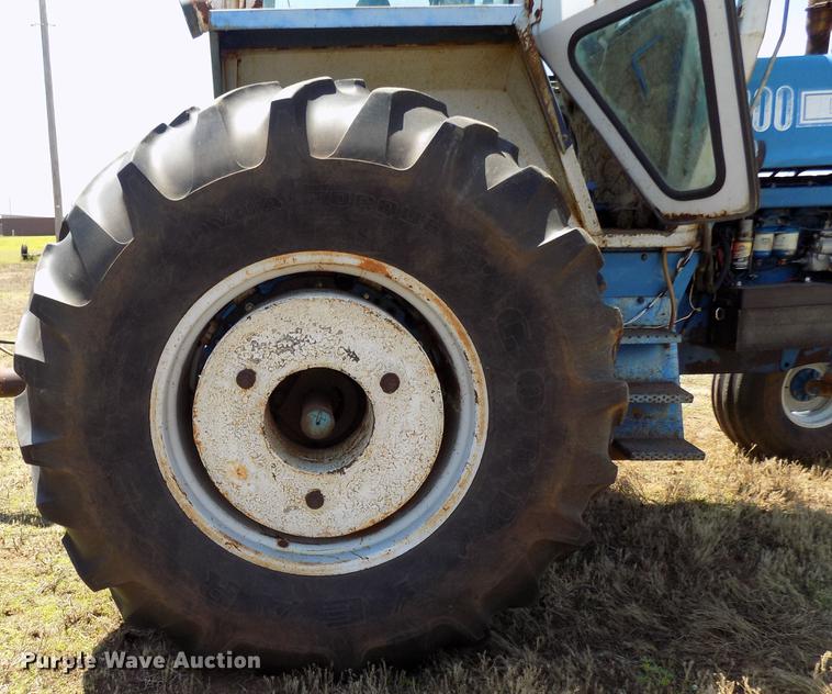 image for item DB9675 Ford 9000 tractor