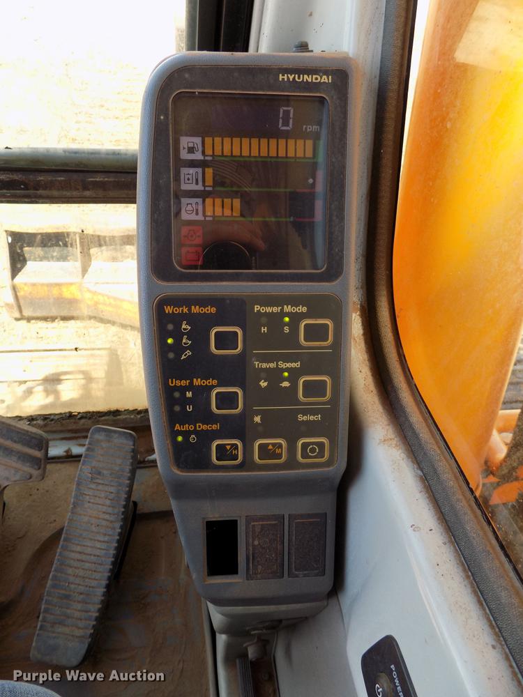 image for item DB9676 2006 Hyundai 160LC-7 excavator