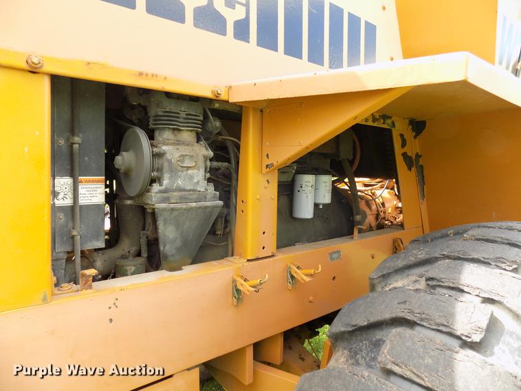 image for item DB9681 1984 Case W24C wheel loader