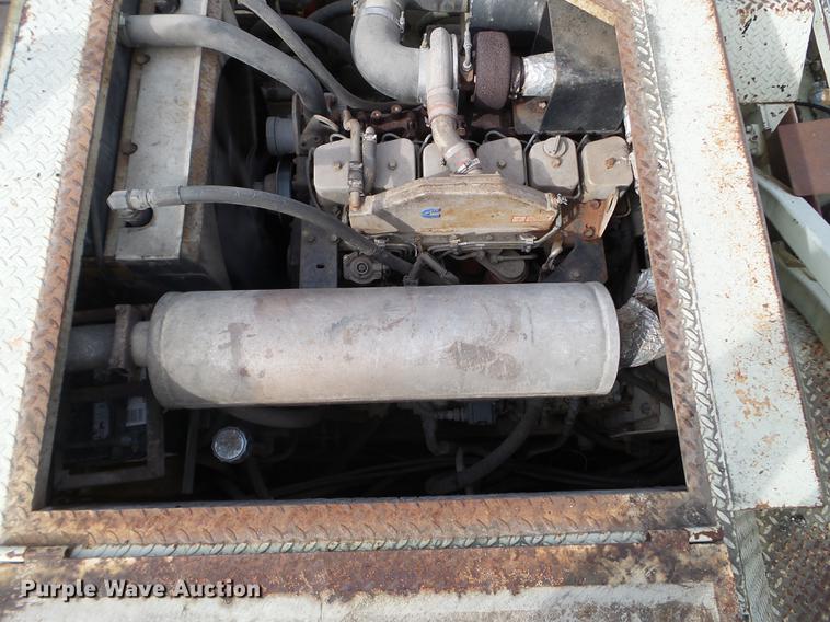 image for item DC4624 1993 Cedarapids CR461 paver