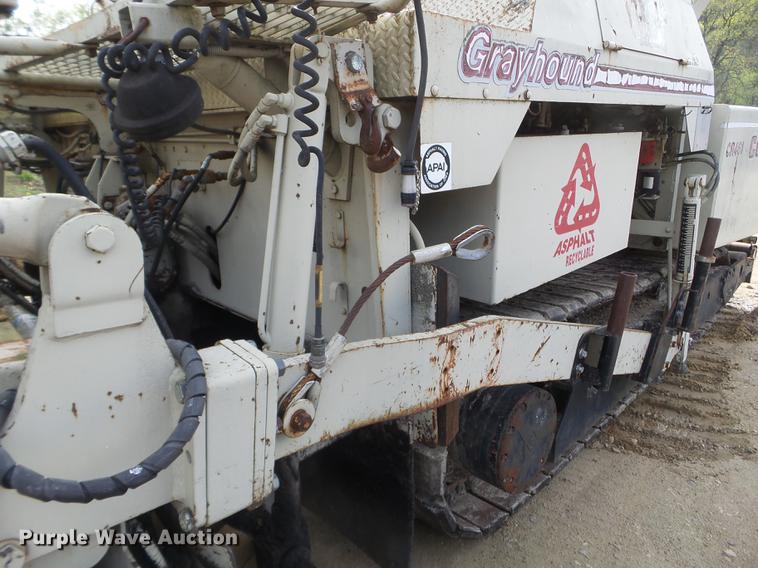 image for item DC4624 1993 Cedarapids CR461 paver