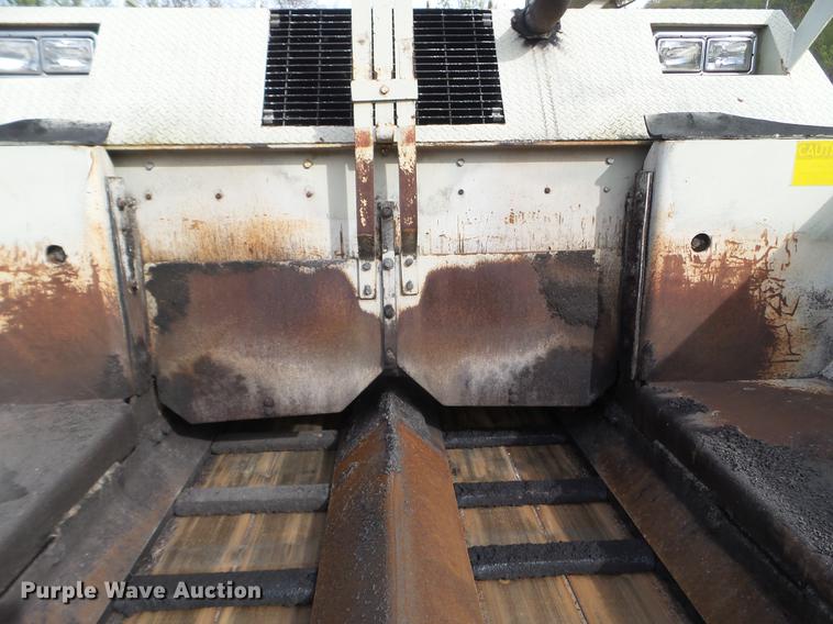 image for item DC4624 1993 Cedarapids CR461 paver