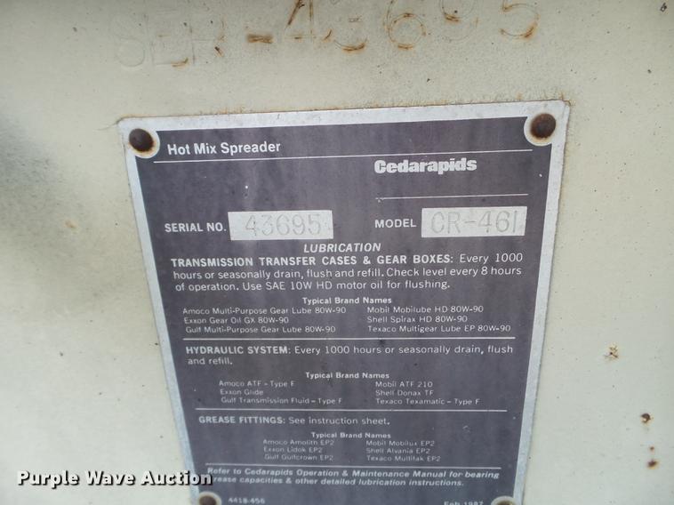 image for item DC4624 1993 Cedarapids CR461 paver