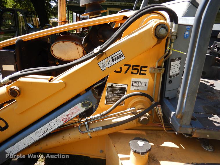 image for item DD3004 1999 New Holland 575E backhoe