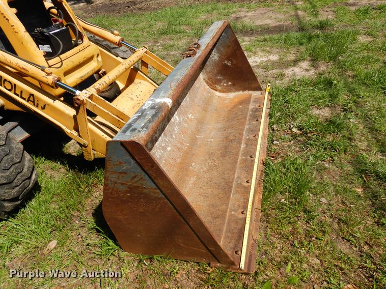image for item DD3004 1999 New Holland 575E backhoe