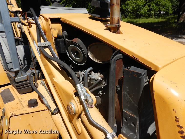 image for item DD3004 1999 New Holland 575E backhoe