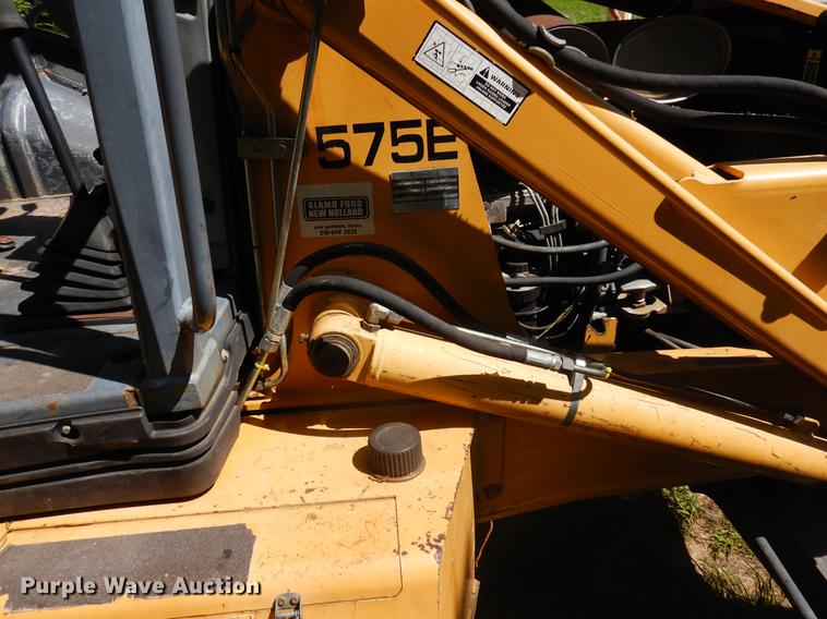 image for item DD3004 1999 New Holland 575E backhoe