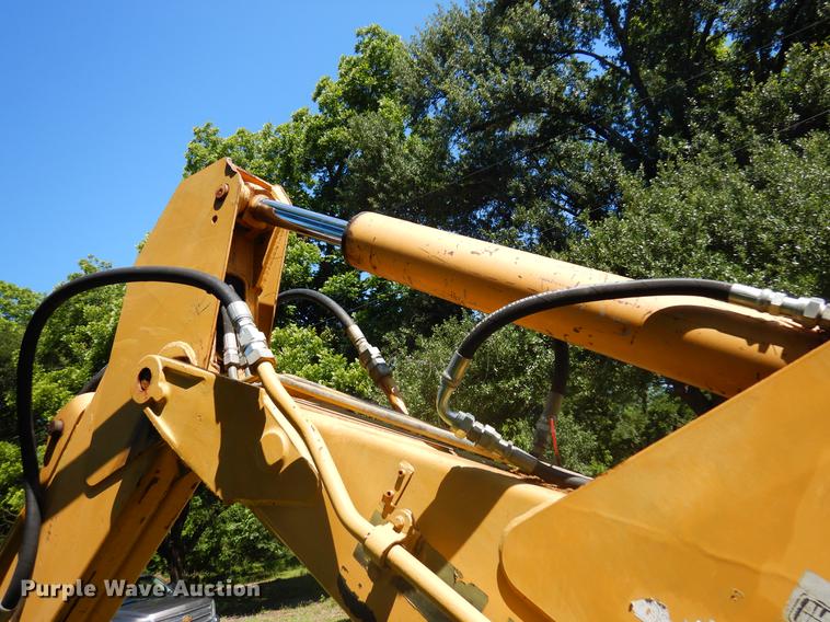 image for item DD3004 1999 New Holland 575E backhoe