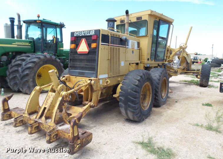 image for item DE1380 1996 Caterpillar 143H motor grader