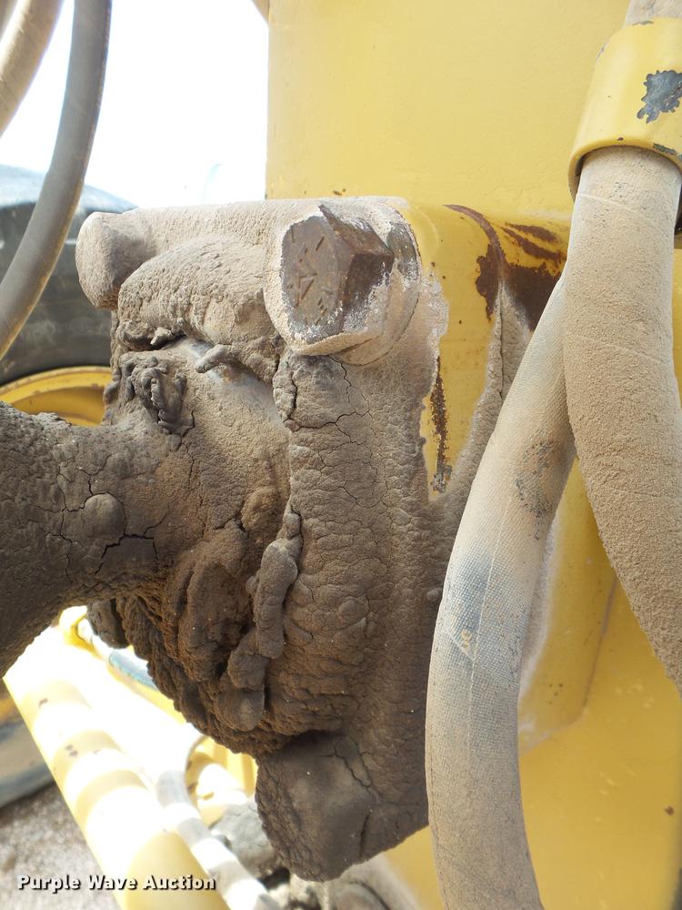 image for item DE1380 1996 Caterpillar 143H motor grader