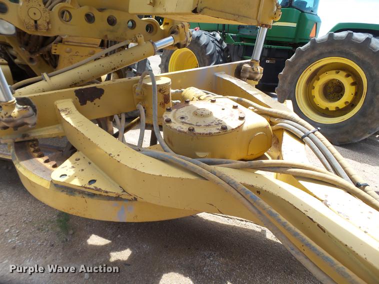 image for item DE1380 1996 Caterpillar 143H motor grader