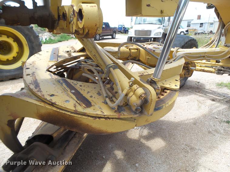 image for item DE1380 1996 Caterpillar 143H motor grader