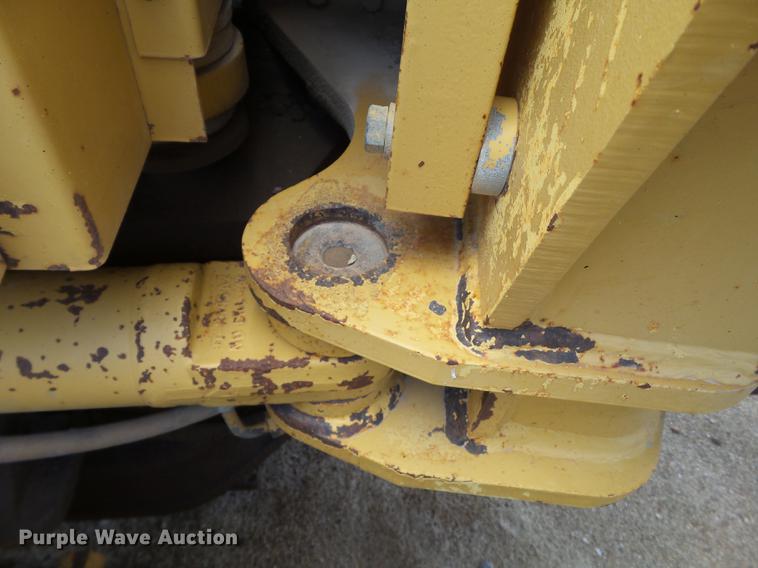 image for item DE1380 1996 Caterpillar 143H motor grader