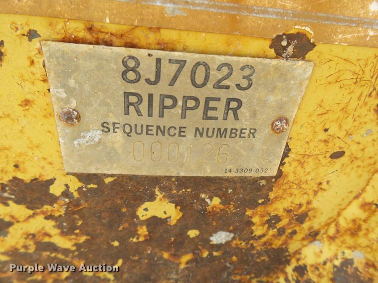 image for item DE1380 1996 Caterpillar 143H motor grader