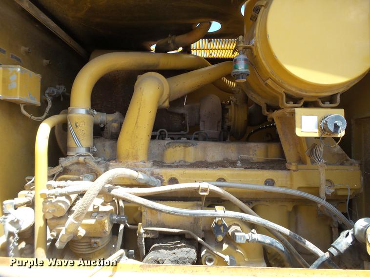 image for item DE1380 1996 Caterpillar 143H motor grader